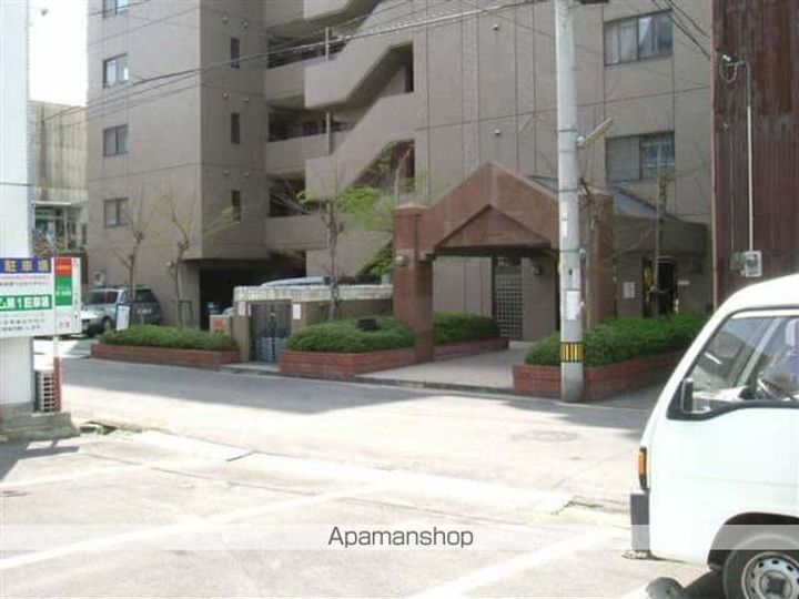 香川県高松市築地町の賃貸マンションの外観