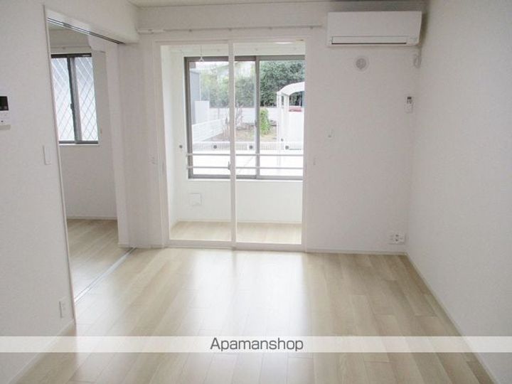 カルム ボヌールの居間