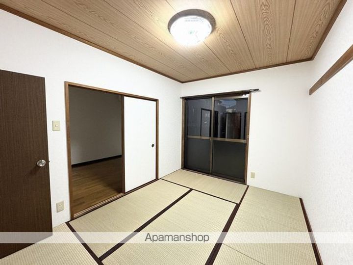 フォンテーヌDの内装