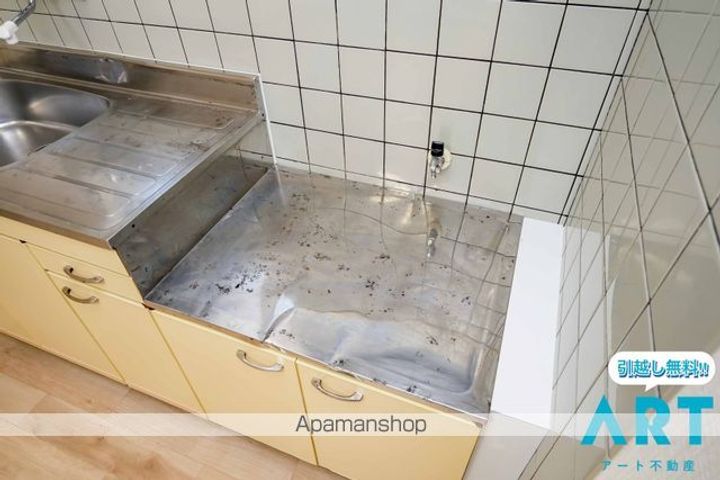 ピロティ小坂の内装