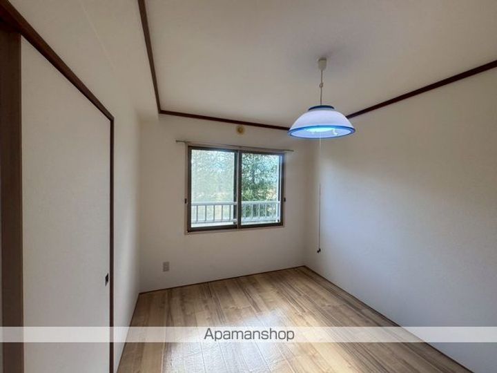 北海道帯広市公園東町4丁目の賃貸マンションの内装