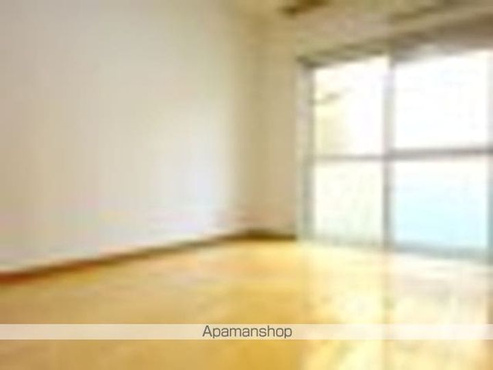 東京都世田谷区赤堤3丁目の賃貸マンションの居間