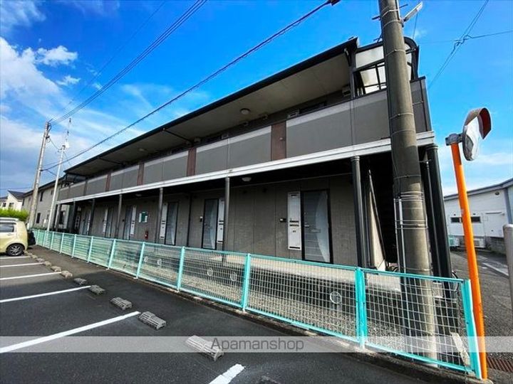 ウエストパレス B棟の外観