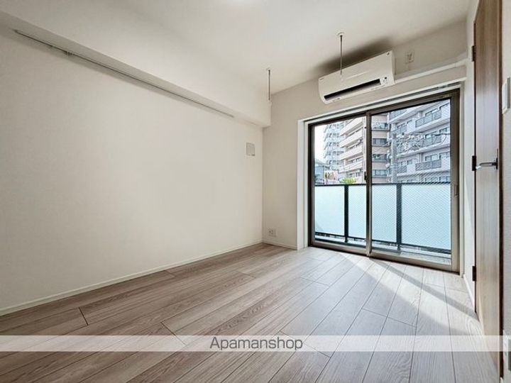 アルコバレーノ横濱鶴見(ARCOBALENO YOKOHAMATの居間