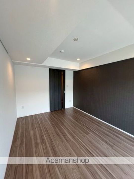 東京都中野区江原町2丁目の賃貸マンションの内装