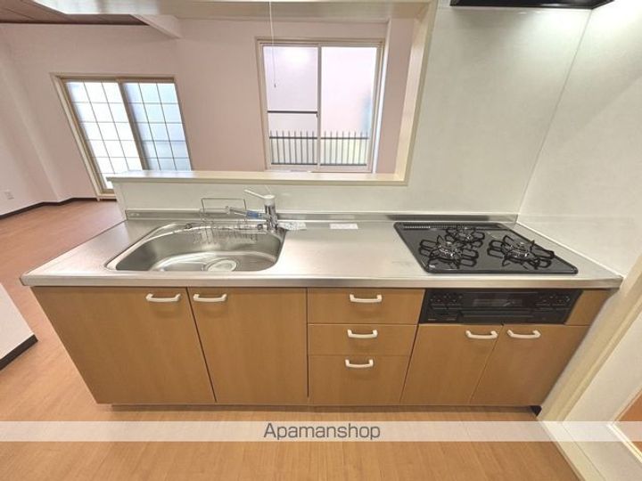 ミリオンパレス深堀のキッチン