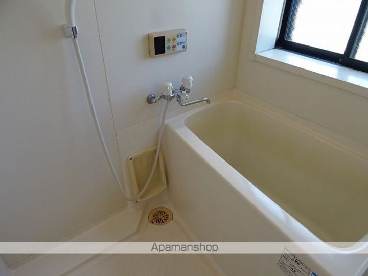 ナヴィール萩1号館の風呂