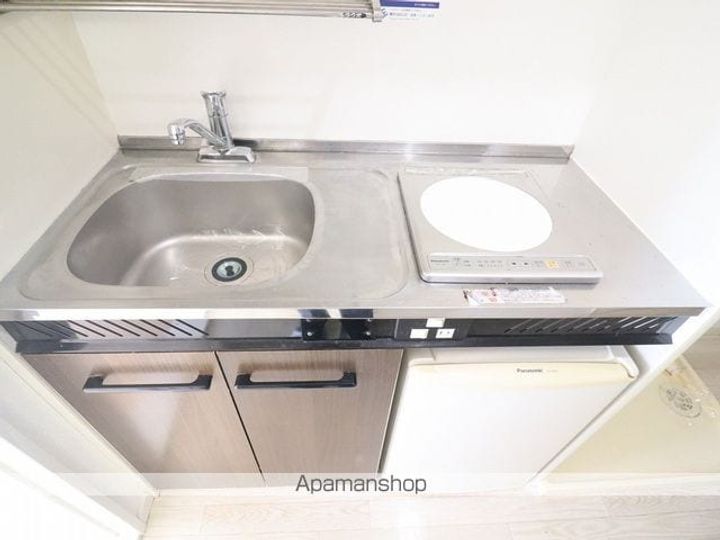 福島県郡山市田村町徳定字塚ノ越の賃貸アパートのキッチン