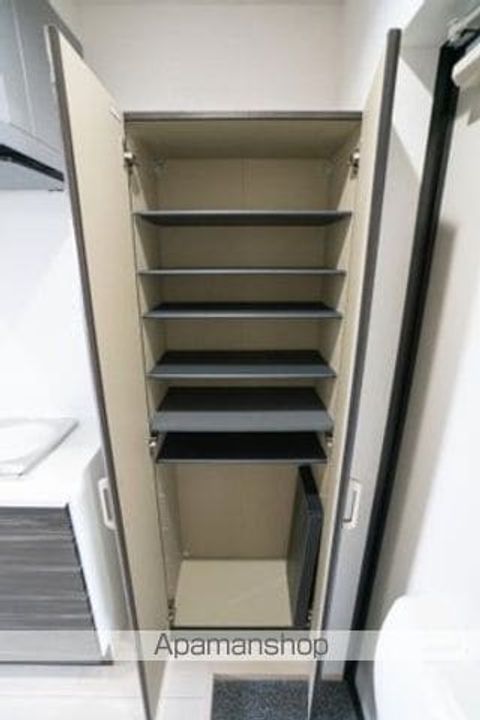 キープラグーン霞台201の内装