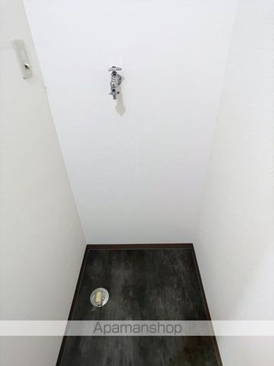 プラーナ富町202の内装