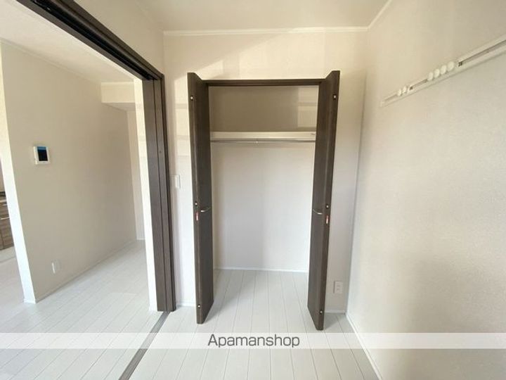 ララ・ポートのその他画像