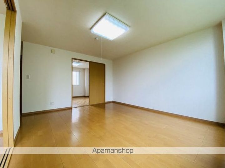 ピュアパレス海岸町の内装