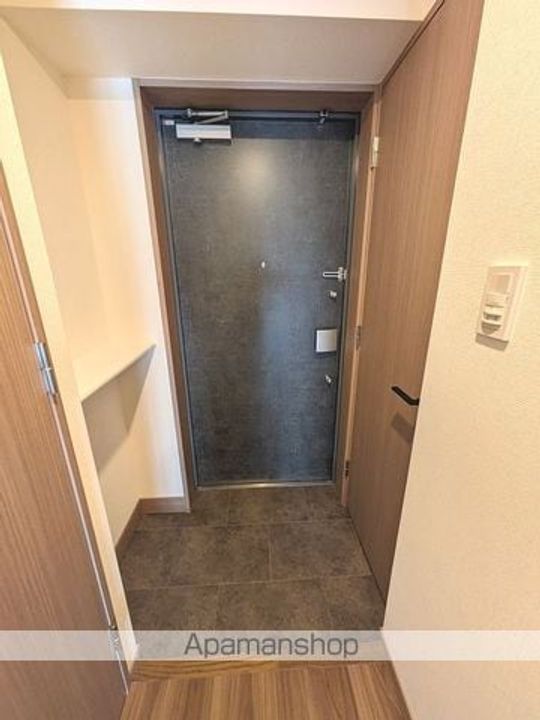 グランジット蔵前の玄関