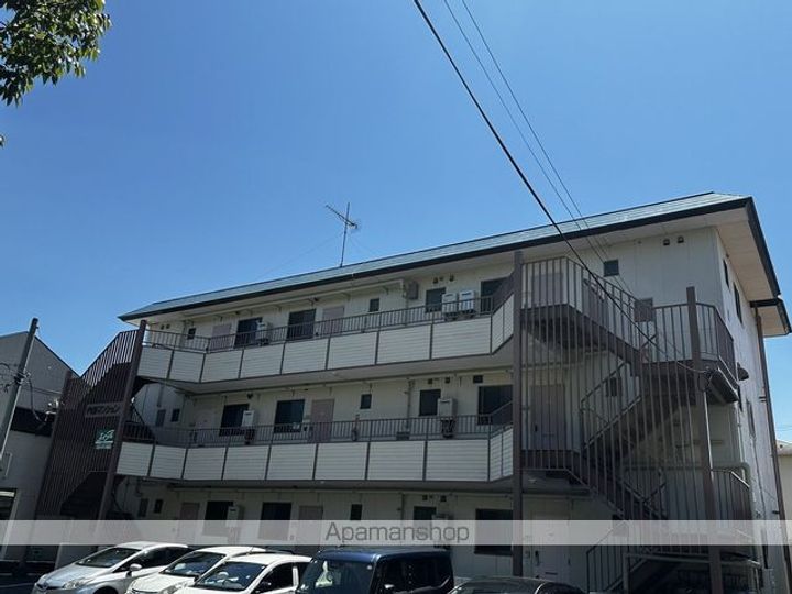 内藤マンション102の外観