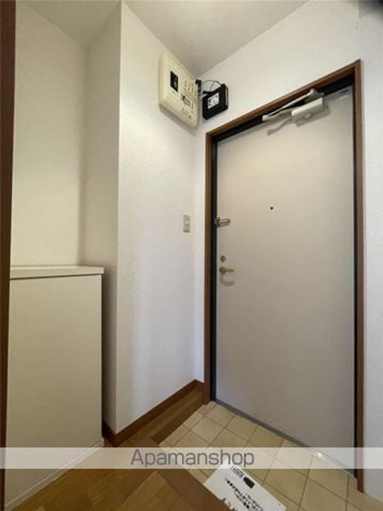 アルファルファAの玄関