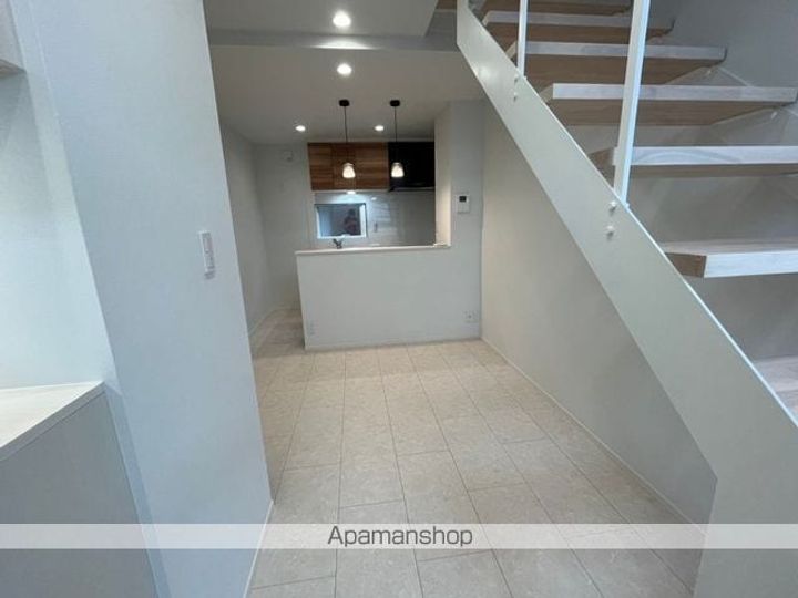 KIRARA WAKABAYASHIの居間