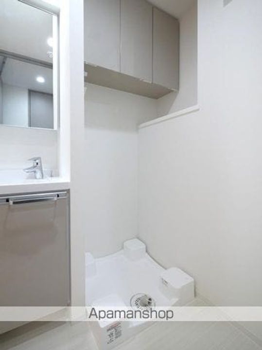 東京都豊島区池袋本町3丁目の賃貸マンションの内装