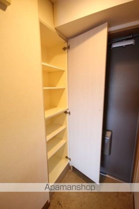 カサル・ミーサの内装