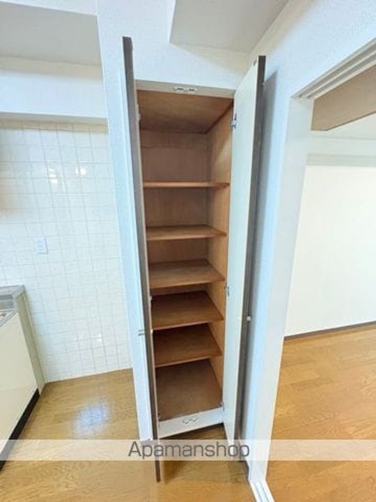 ステラ平安301の内装