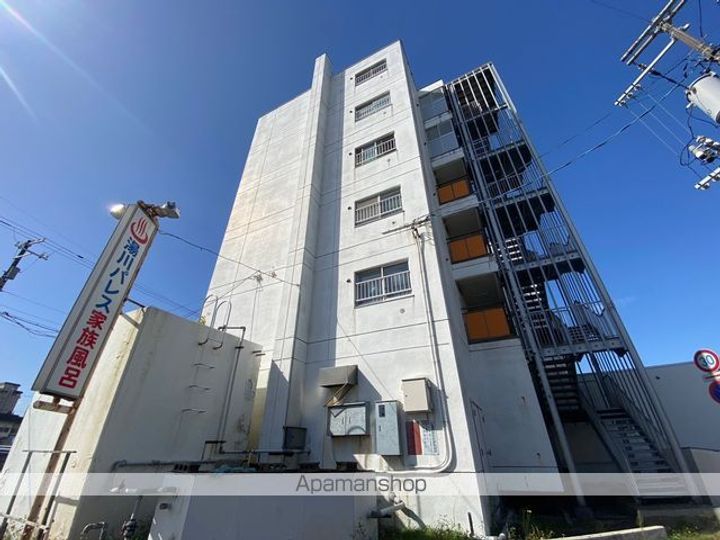 湯川パレス(ユノカワパレス)の外観