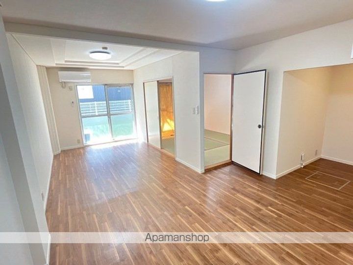 サンスクウェアの居間