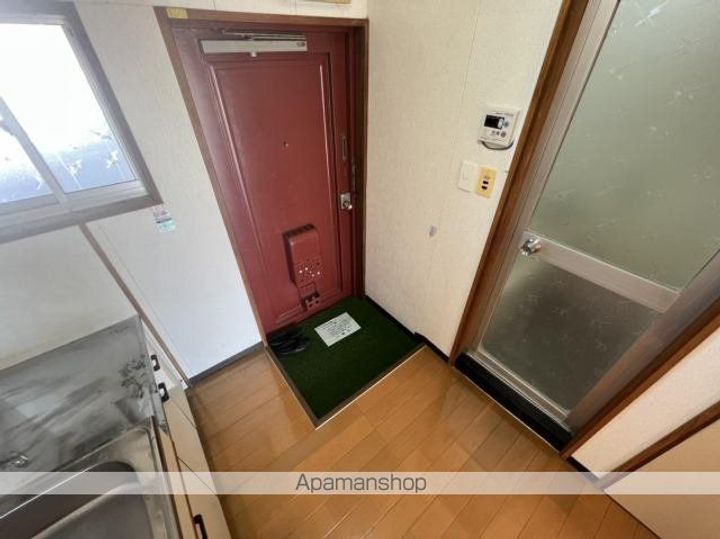 コーポSKの玄関