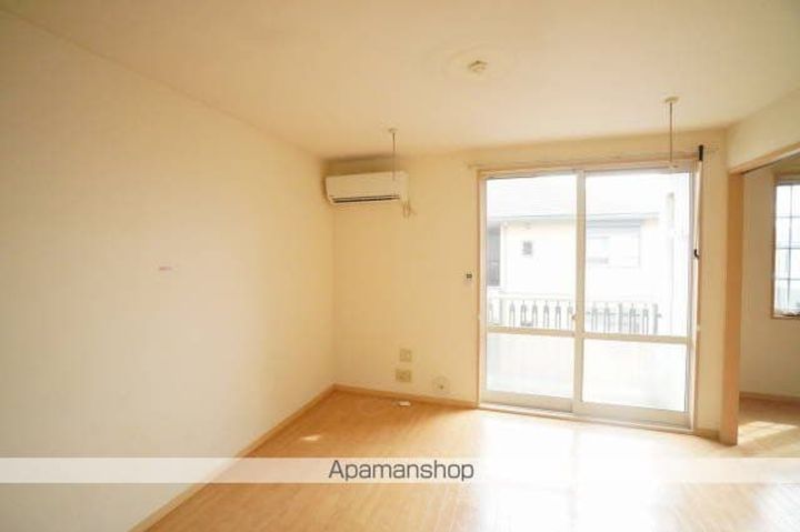 パレスバーディスA棟202の居間