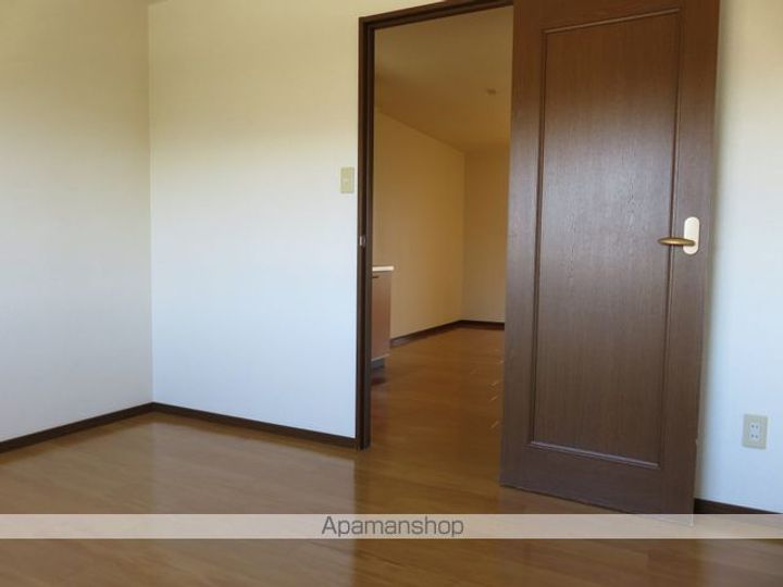 メイプルリーフの内装