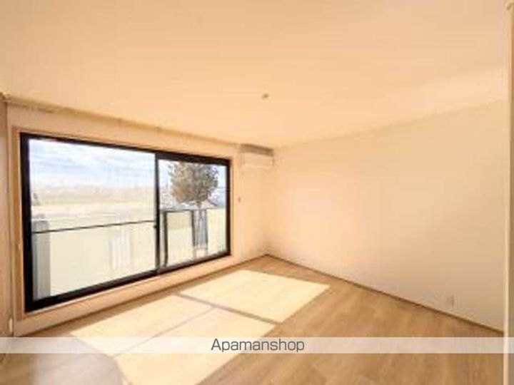 サンシティレトアの居間