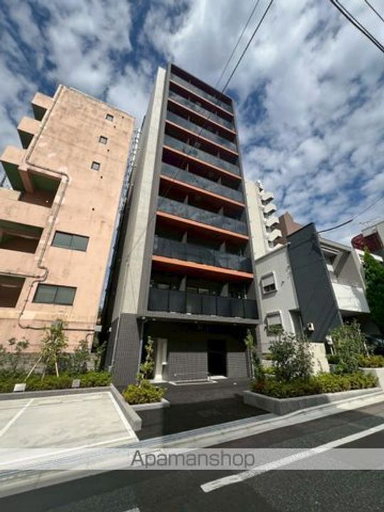 東京都新宿区北新宿4丁目の賃貸マンションの外観