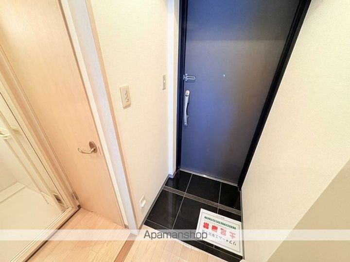 イーストン榴岡の玄関