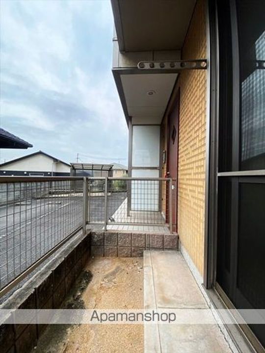 シャン・プランタンのその他画像