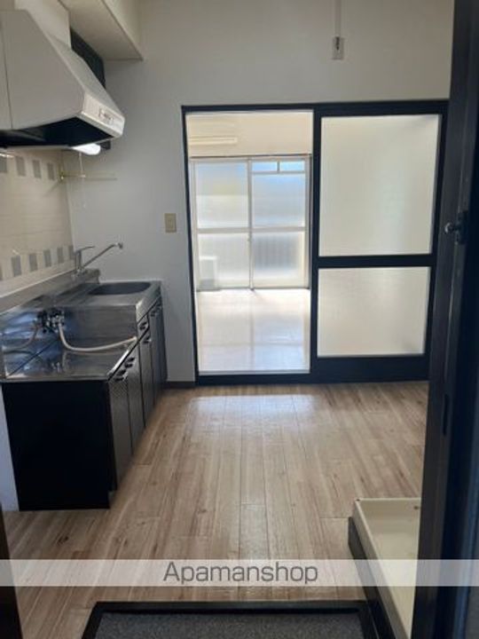 中倉麻布マンション102の内装