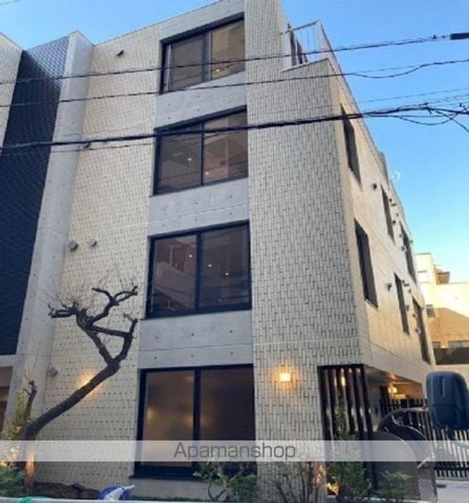 GRAN PASEO市谷仲之町101号室の外観