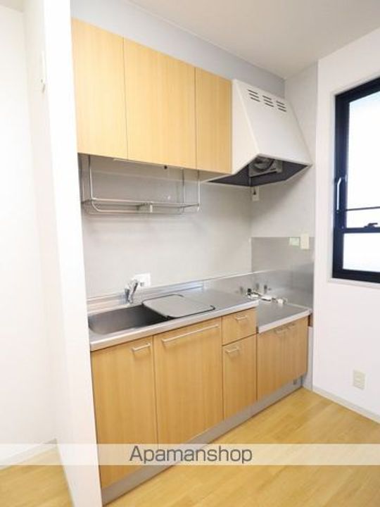 福島県郡山市小原田5丁目の賃貸アパートのキッチン