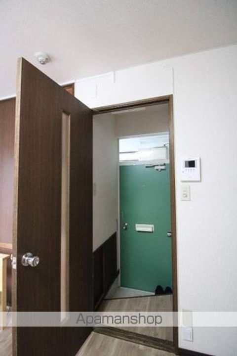 トークフラット文京台101の玄関
