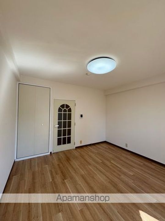 パレ ロイヤルビルの内装