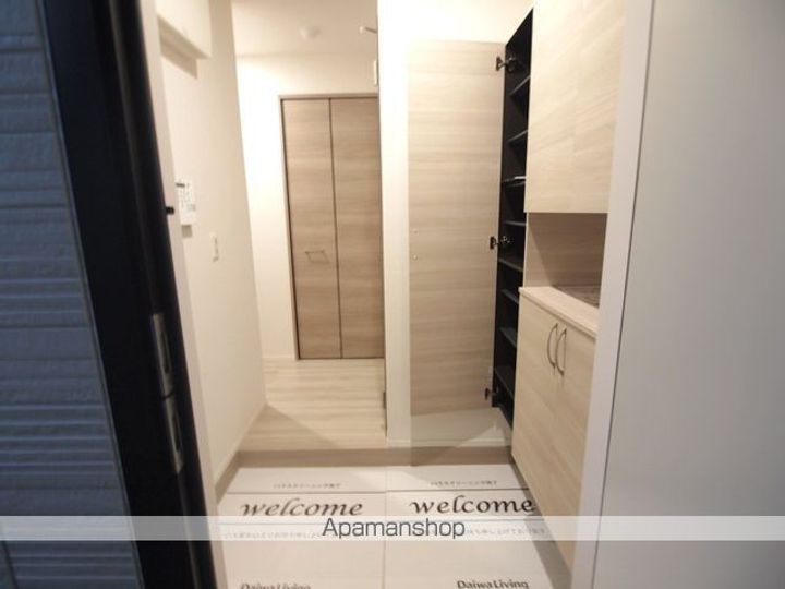 COUR18高宮Wの玄関