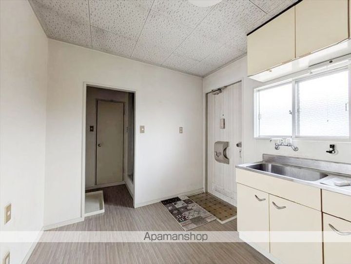 岡山県倉敷市亀山の賃貸アパートの内装