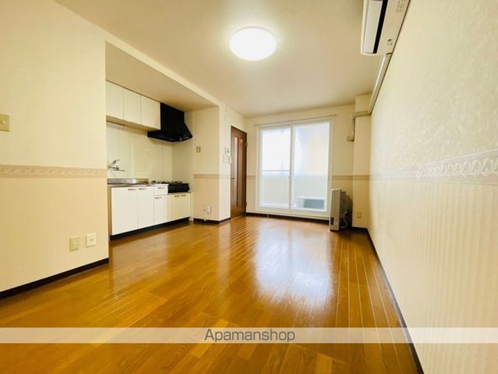 ピュアパレス人見203の内装