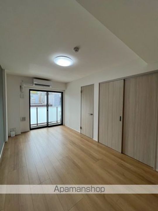 東京都中野区本町5丁目の賃貸マンションの内装