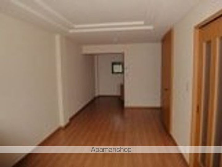 ティアラBの内装