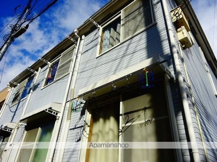 東京都世田谷区赤堤5丁目の賃貸アパートの外観