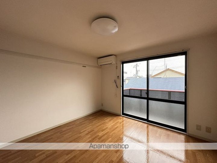 ディアナサンティスの内装