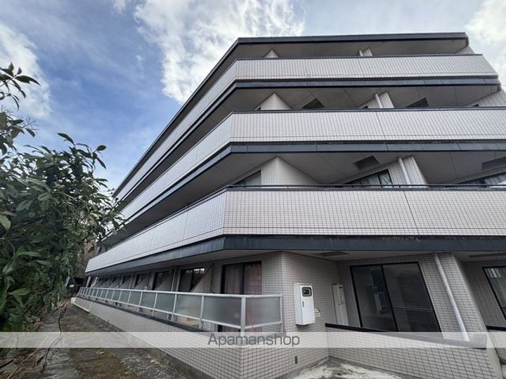 アーバン川内207の外観