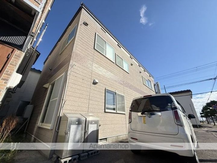 栄町6番アパート(サカエチョウロクバンアパート)101の外観
