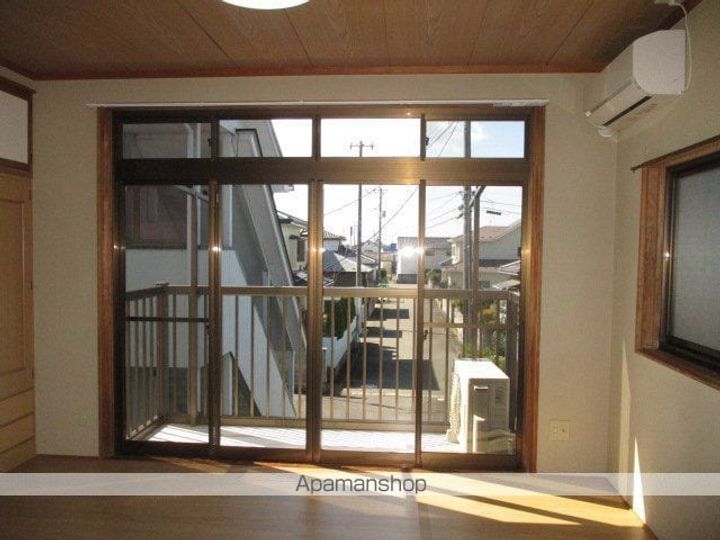 メゾン・マサ203の居間