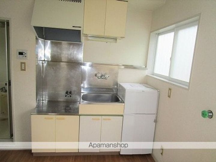 イヴォワール青葉205のキッチン