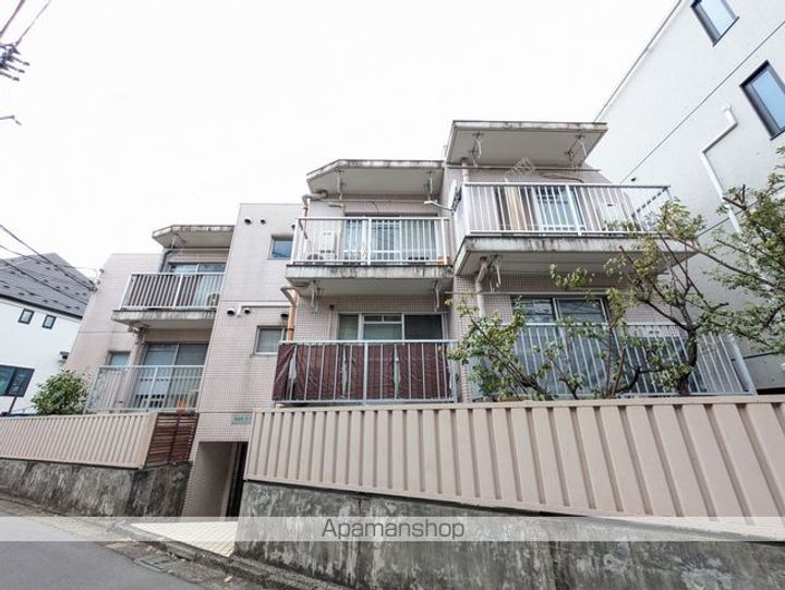 東京都中野区中央2丁目の賃貸マンションの外観