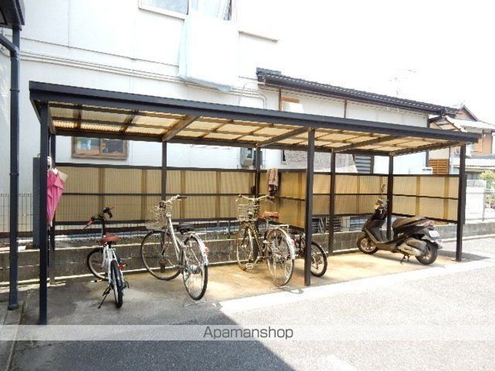 岡山県岡山市北区庭瀬の賃貸アパートの外観